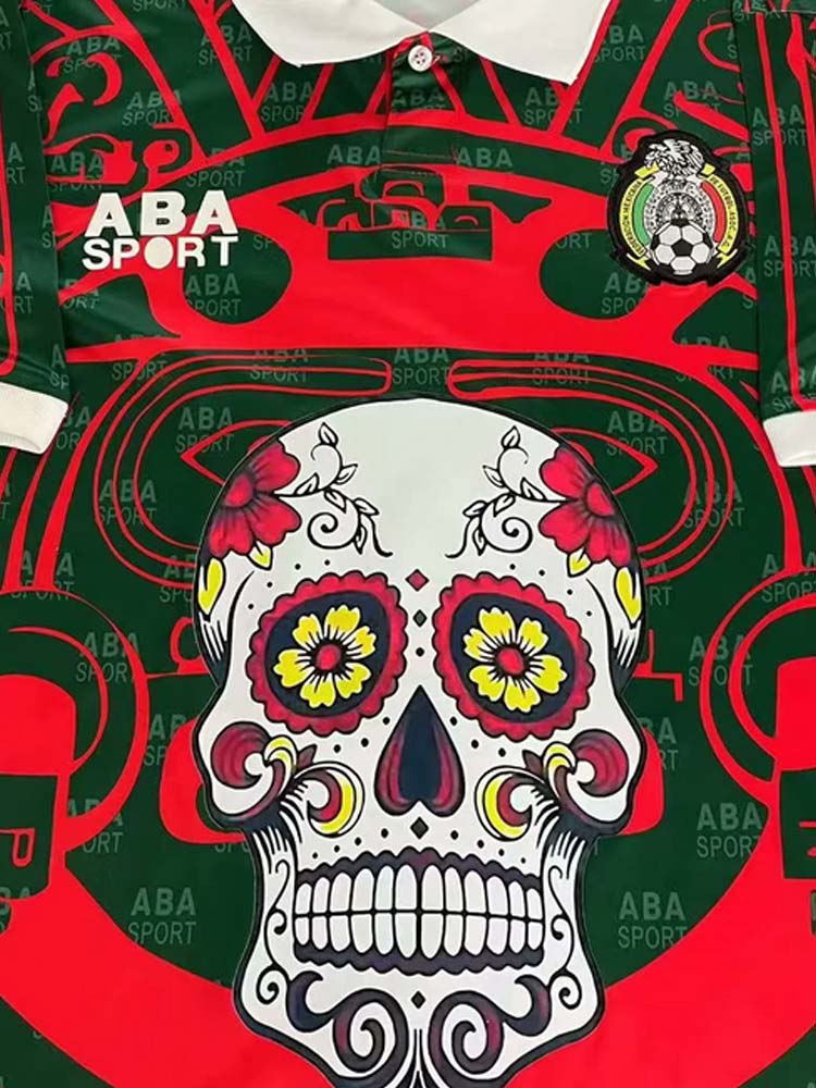 Maillot du Mexique "Día de Muertos" rouge et vert avec une tête de mort au centre