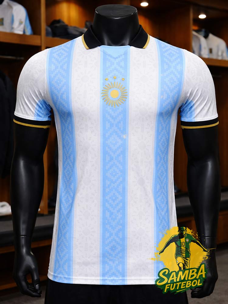Maillot Argentine Pulga blanc 2026 face – soleil doré et trois étoiles, design concept premium