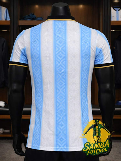 Maillot Argentine Pulga blanc 2026 dos – bandes bleu ciel et finitions premium