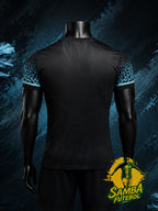 Maillot noir et bleu glacée du Brésil, modèle Black Panther, vue de dos