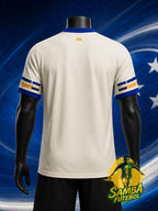 Maillot Cruzeiro Da Raiz à Luta 2026 vue de dos – col bleu roi et manchettes contrastées – Samba Futebol