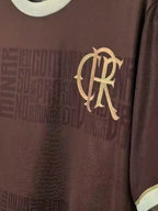 Maillot spécial marron de Flamengo, vue de face