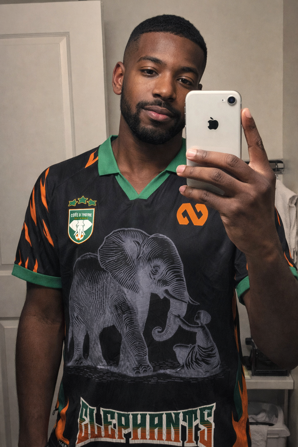 Supporter avec un maillot de la Côte d'Ivoire