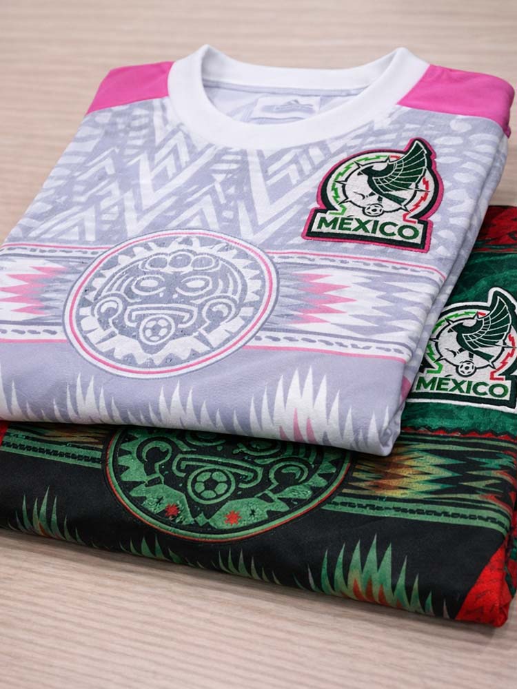 Maillots du Mexique "Templo" empilés