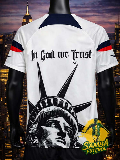 Maillot des USA blanc avec la statue de la liberté
