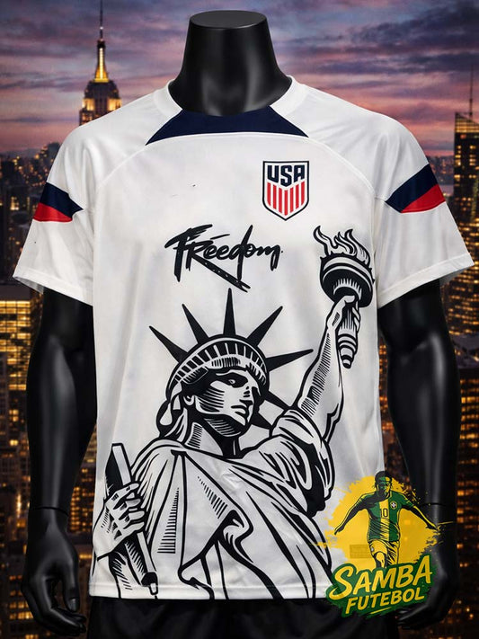 Maillot des USA blanc avec la statue de la liberté