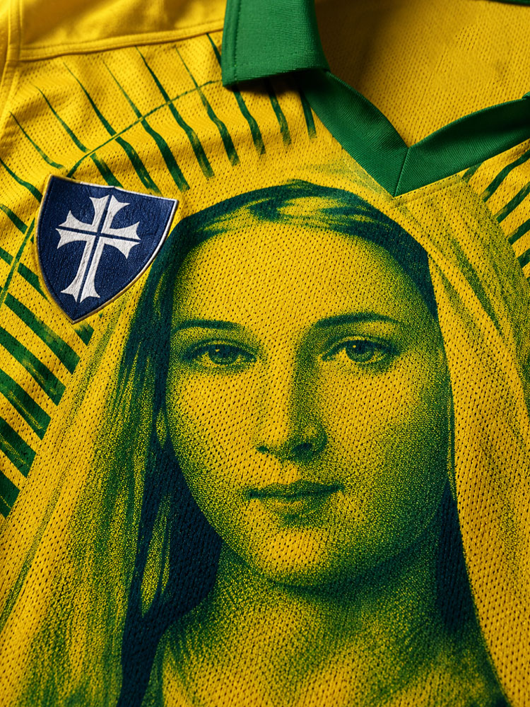 Maillot du Brésil et de la Vierge Marie, zoom